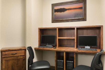 Country Inn & Suites by Radisson Little Falls MN - image 11