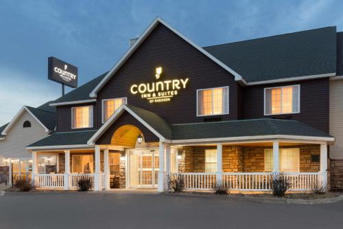 Country Inn & Suites by Radisson Little Falls MN - image 2