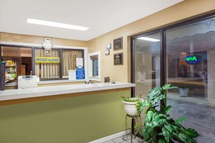 Days Inn by Wyndham Little River - image 2