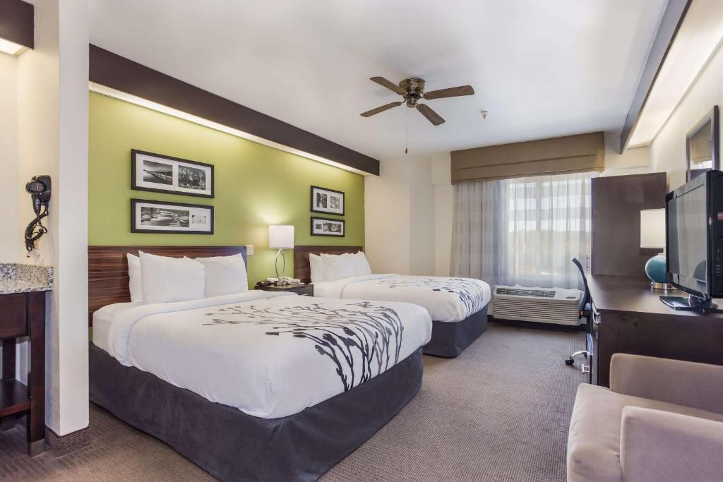 Sleep Inn at Harbour View - image 6