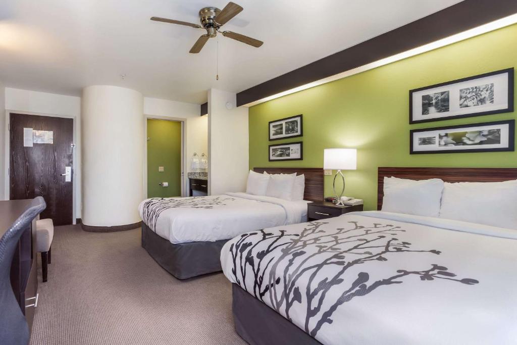 Sleep Inn at Harbour View - image 7