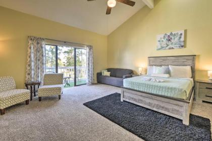 Studio with Pool - 4 Mi to Cherry Grove Beach! - image 10