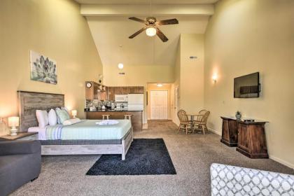 Studio with Pool - 4 Mi to Cherry Grove Beach! - image 11