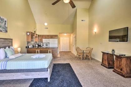 Studio with Pool - 4 Mi to Cherry Grove Beach! - image 12