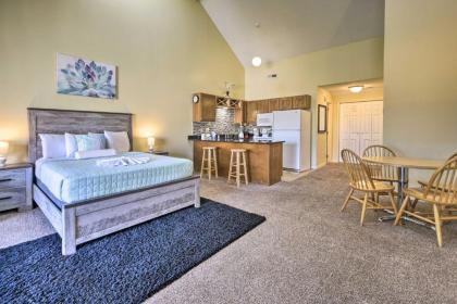 Studio with Pool - 4 Mi to Cherry Grove Beach! - image 13