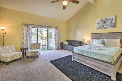 Studio with Pool - 4 Mi to Cherry Grove Beach! - image 8