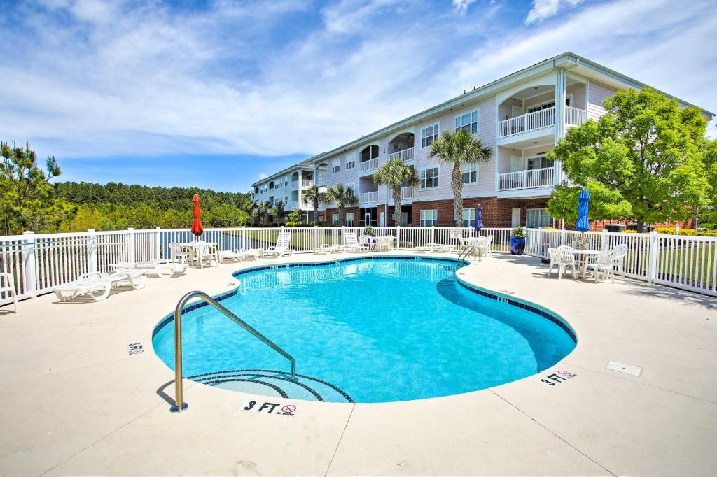 Little River Condo with Pool Less Than 6 Mi to Beach! - image 2