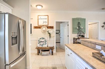 Little River Condo with Pool Less Than 6 Mi to Beach! - image 9
