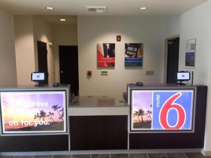 Motel 6-Livingston CA - Merced County - image 7