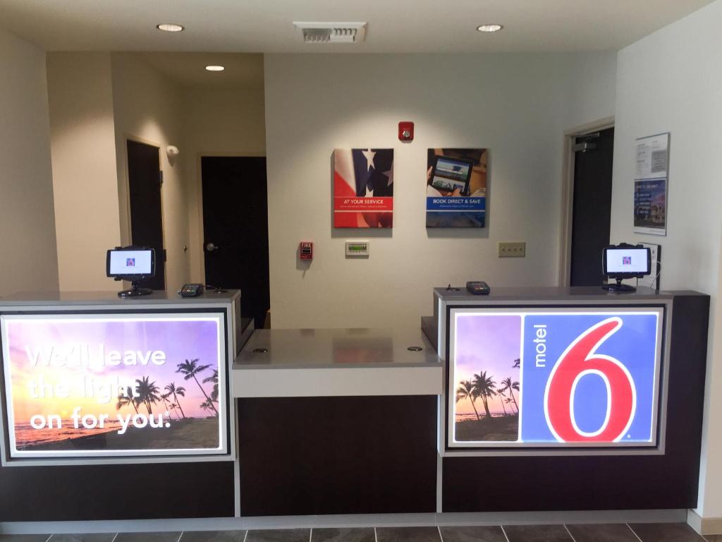 Motel 6-Livingston CA - Merced County - image 7