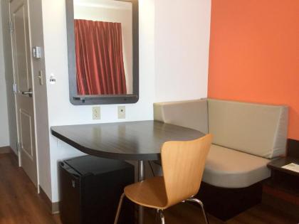 Motel 6-Livingston CA - Merced County - image 9