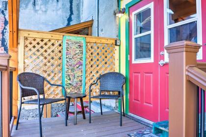Walkable Studio Apartment in Downtown Livingston! - image 11