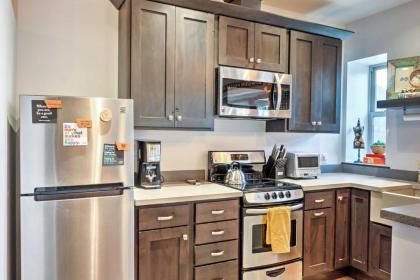Walkable Studio Apartment in Downtown Livingston! - image 15