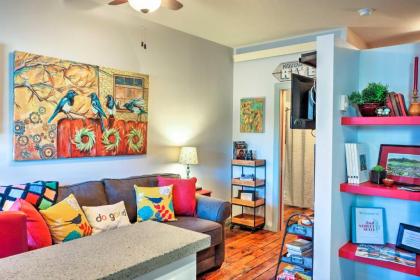 Walkable Studio Apartment in Downtown Livingston! - image 4