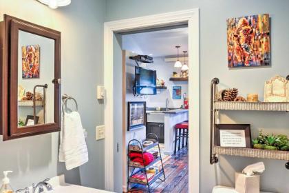 Walkable Studio Apartment in Downtown Livingston! - image 6