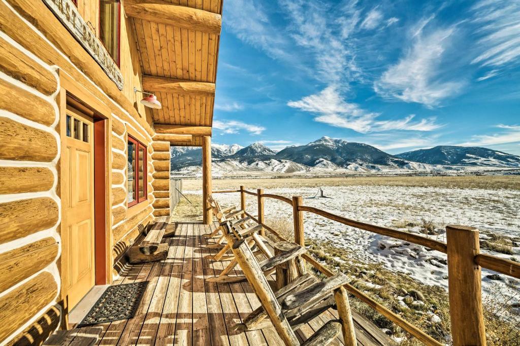 10-Acre Yellowstone Cabin with Stunning Mtn View - main image