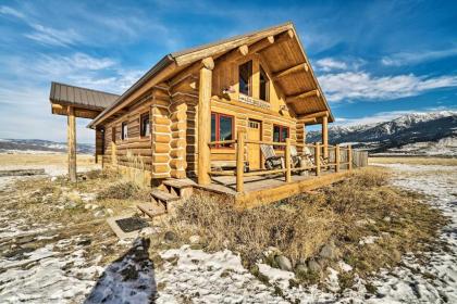 10-Acre Yellowstone Cabin with Stunning Mtn View - image 10