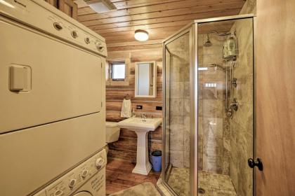 10-Acre Yellowstone Cabin with Stunning Mtn View - image 12