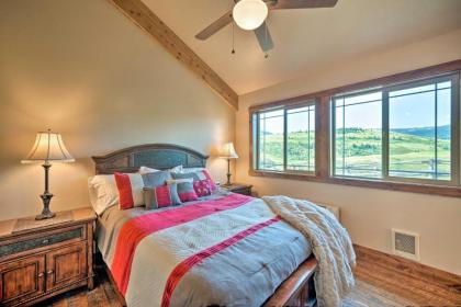Custom Livingston Apt with Balcony and Mtn Views - image 15