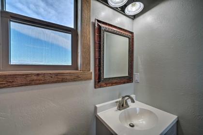 Romantic Mountain Getaway - 1 Hour to Yellowstone! - image 2