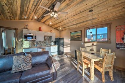 Couples Retreat 1-Hour Drive from Yellowstone NP! - image 2