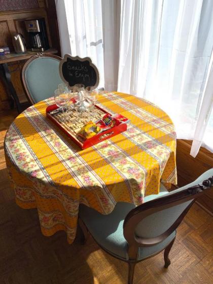 Bordeaux Inn Lodi - image 12
