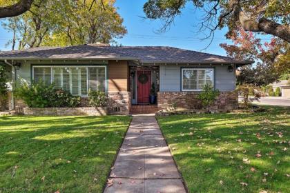 Downtown Lodi Luxury Home - 1 Mile to Lodi Lake! - image 10