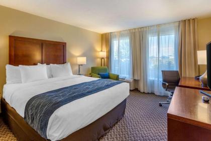 Comfort Inn & Suites Logan Near University - image 18
