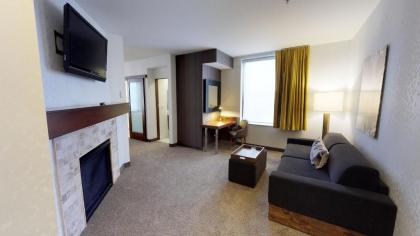SpringHill Suites by Marriott Logan - image 13