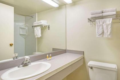 Days Inn & Suites by Wyndham Logan - image 7