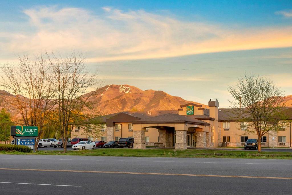 Quality Inn Logan near University - main image