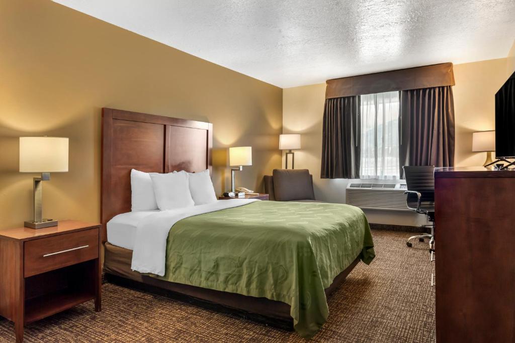 Quality Inn Logan near University - image 6