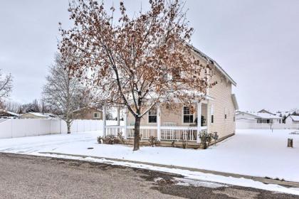 Updated Home Near Top Attractions Hiking and USU! - image 10