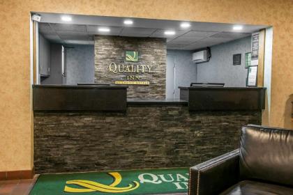 Quality Inn Logansport - image 12