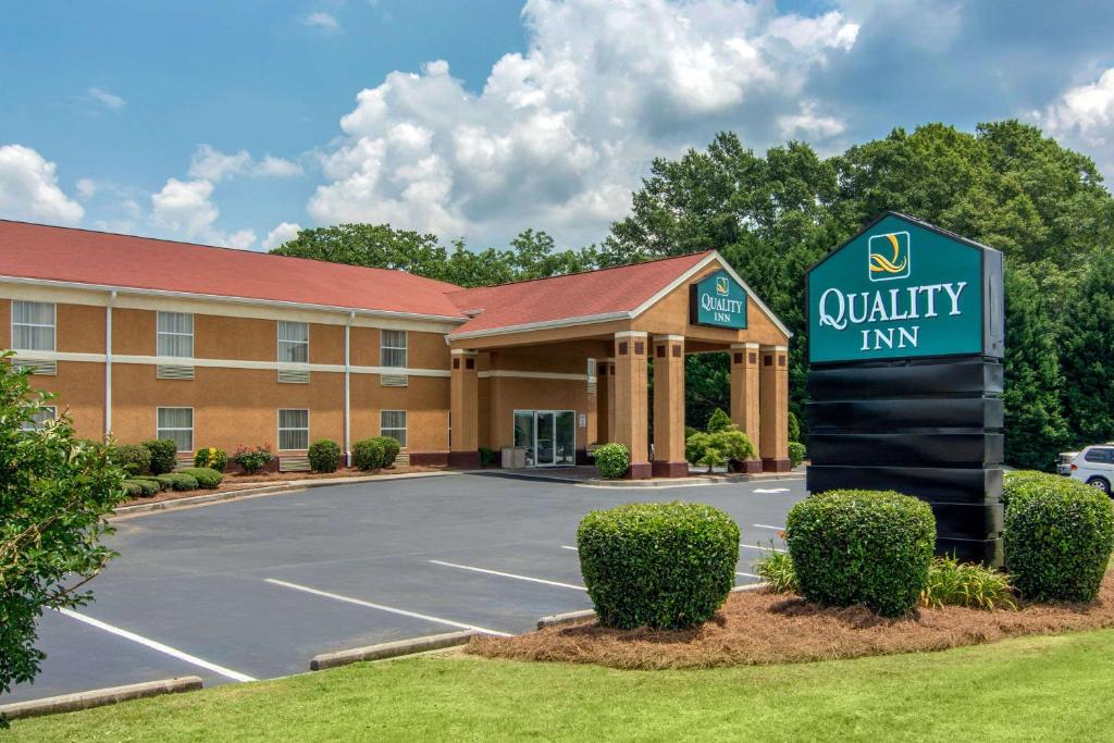 Quality Inn Loganville US Highway 78 - main image
