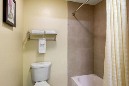Quality Inn Loganville US Highway 78 - image 9