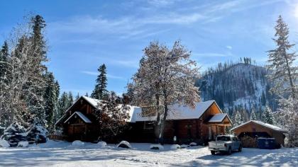 Lochsa Lodge Lolo