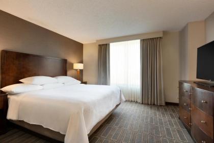 Embassy Suites by Hilton Chicago Lombard - image 21