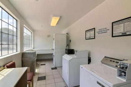 Motel 6-Lompoc CA - image 7