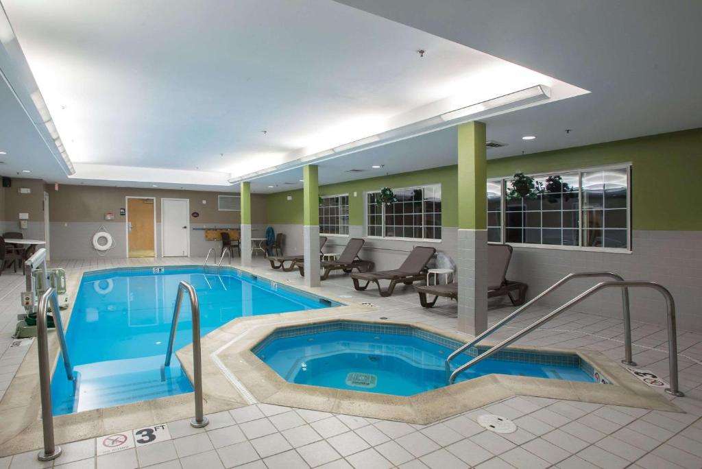 Sleep Inn Londonderry - image 2