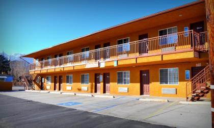 Mount Whitney Motel - image 13