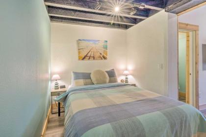 Long Beach Studio in Downtown - Walk to Ocean! - image 14