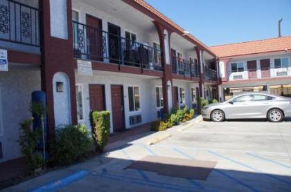 Beach Inn Motel - image 2