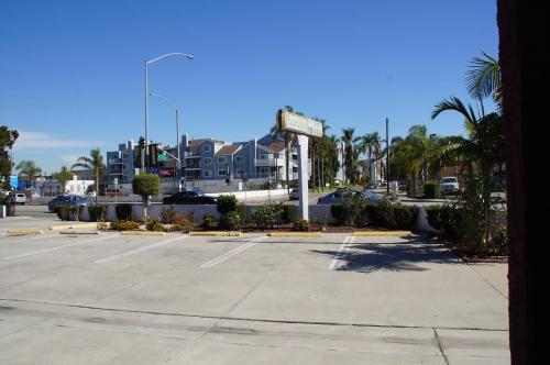 Beach Inn Motel - image 4