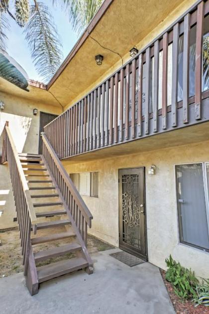 Recently Renovated Long Beach Condo with Balcony California