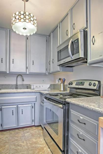Downtown Long Beach Condo - 1 Mile to Boardwalk! - image 11