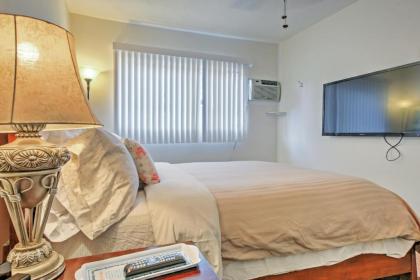 Downtown Long Beach Condo - 1 Mile to Boardwalk! - image 12