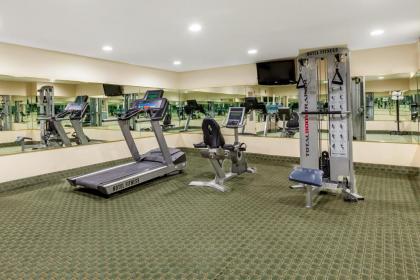Royal Stay Hotel - image 20