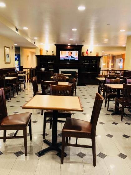 Queens County Inn and Suites - image 19