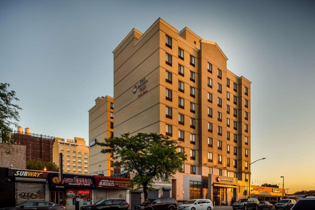 Best Western Plus Plaza Hotel - main image
